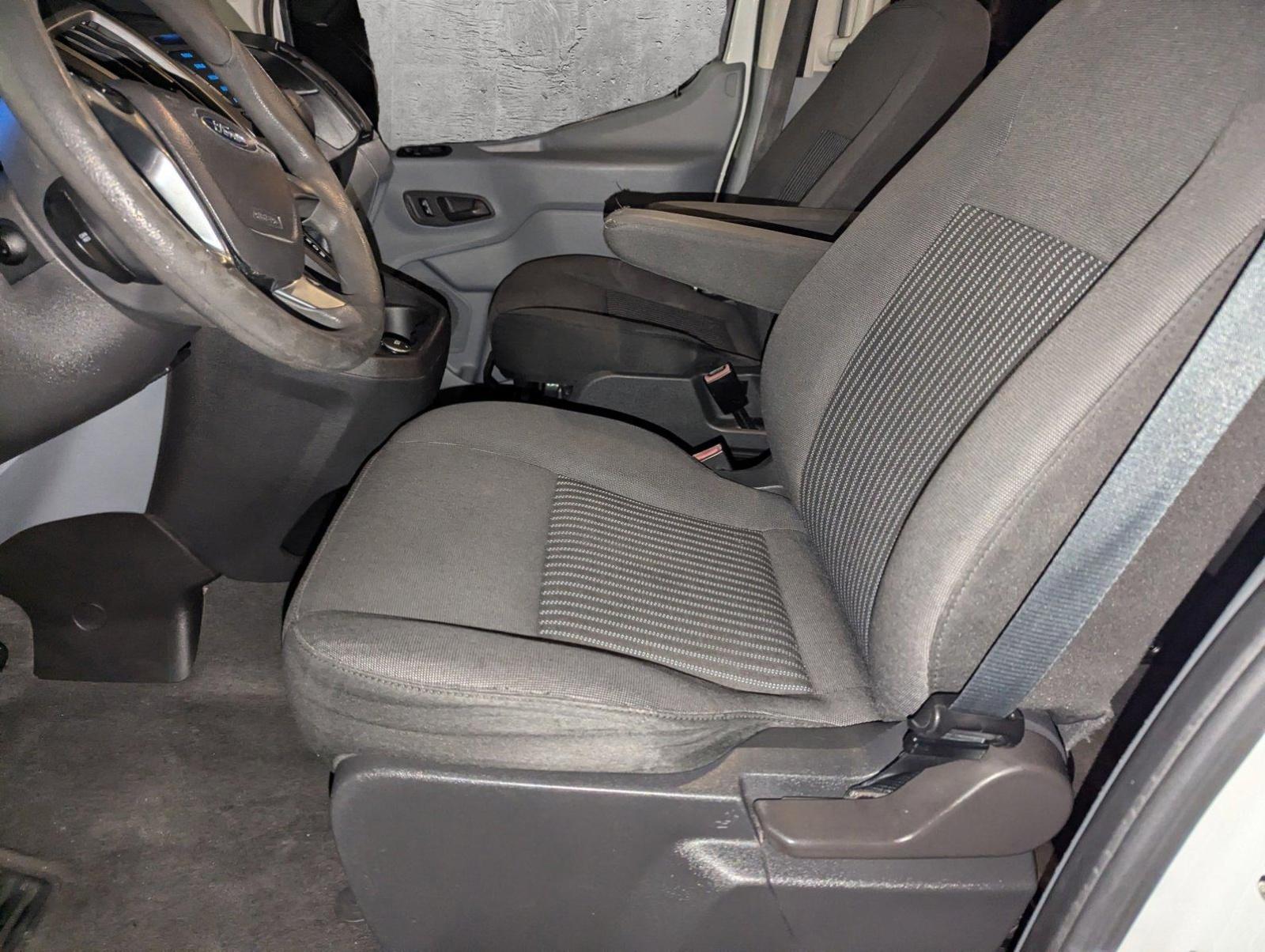 2017 Ford Transit Wagon Vehicle Photo in PEMBROKE PINES, FL 33024-6534