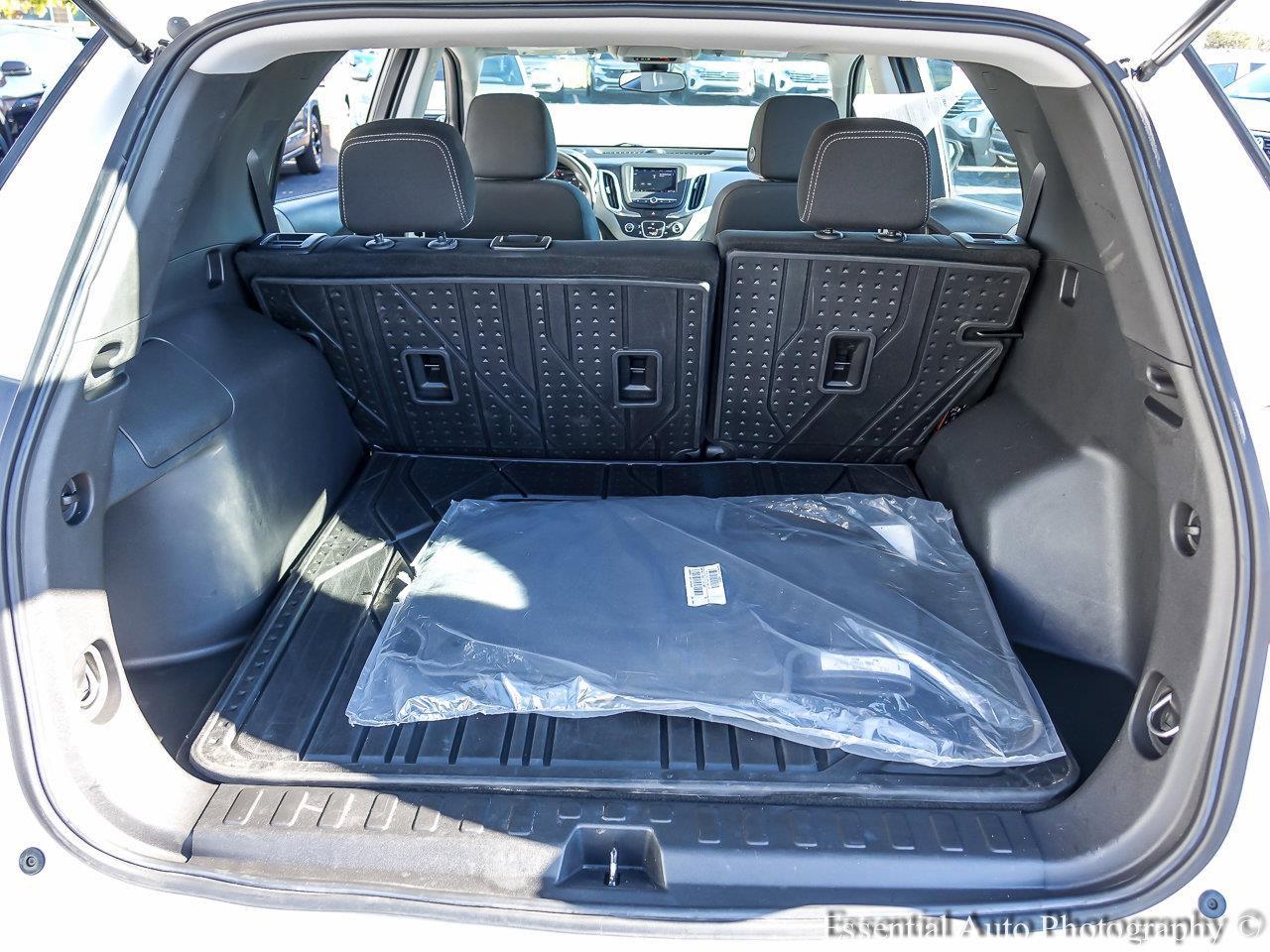 2021 Chevrolet Equinox Vehicle Photo in Saint Charles, IL 60174