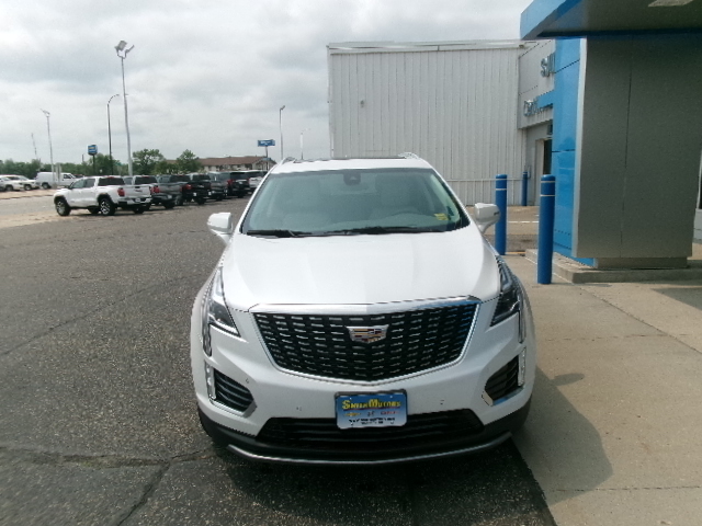 Used 2021 Cadillac XT5 Premium Luxury with VIN 1GYKNDRS9MZ182007 for sale in Wahpeton, ND