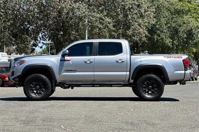 2019 Toyota Tacoma 4WD Vehicle Photo in ELK GROVE, CA 95757-8703