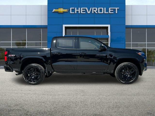 2024 Chevrolet Colorado Vehicle Photo in RIVERSIDE, CA 92504-4106