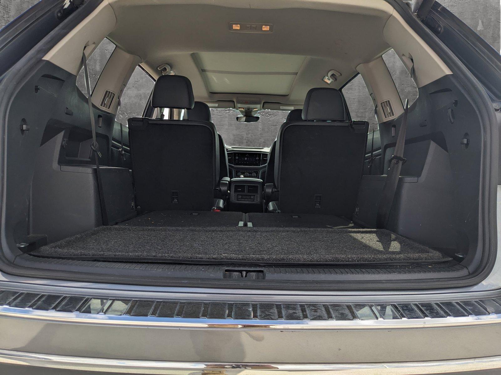 2019 Volkswagen Atlas Vehicle Photo in MIAMI, FL 33172-3015