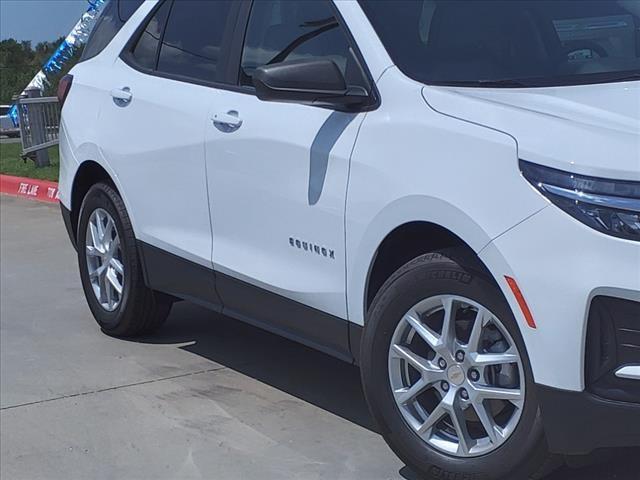 2024 Chevrolet Equinox Vehicle Photo in ELGIN, TX 78621-4245