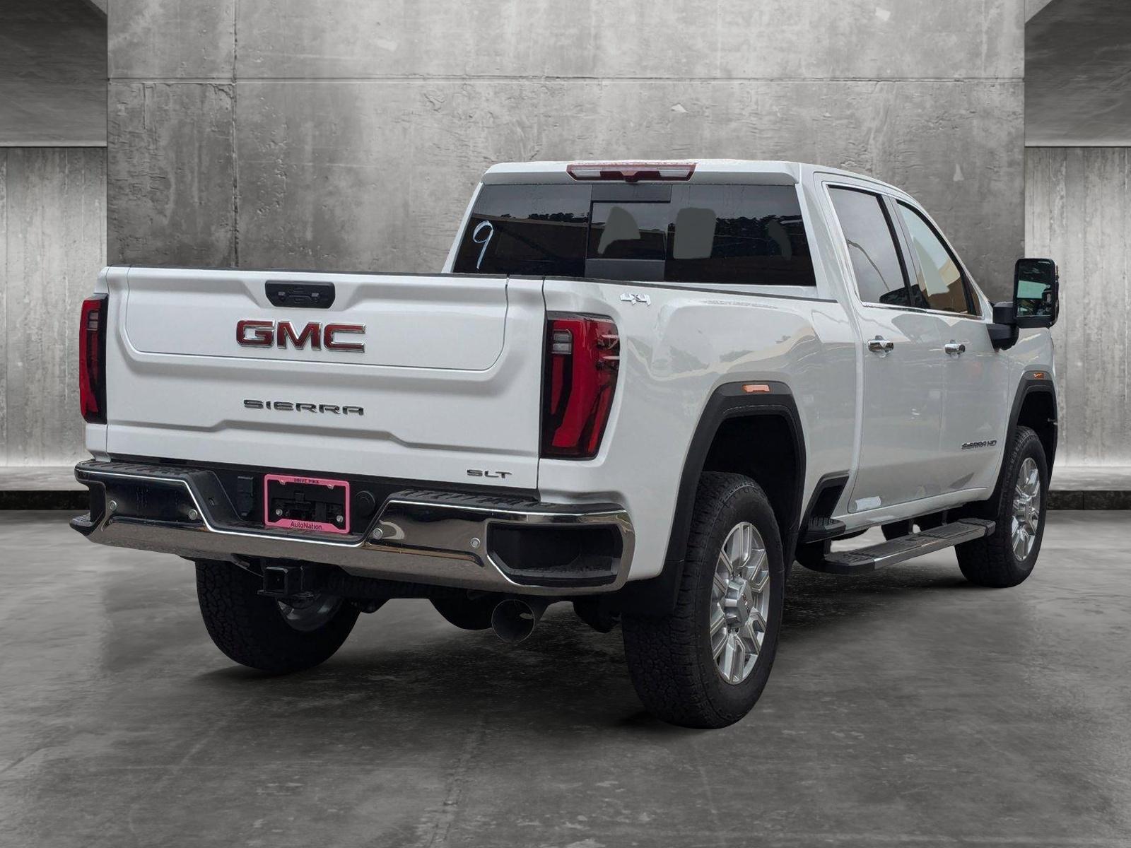 2024 GMC Sierra 2500 HD Vehicle Photo in LONE TREE, CO 80124-2750