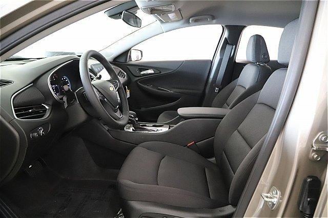 2025 Chevrolet Malibu Vehicle Photo in MEDINA, OH 44256-9001