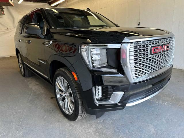 2024 GMC Yukon Vehicle Photo in RED SPRINGS, NC 28377-1640