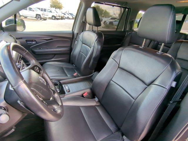 2019 Honda Pilot Vehicle Photo in SELMA, TX 78154-1460