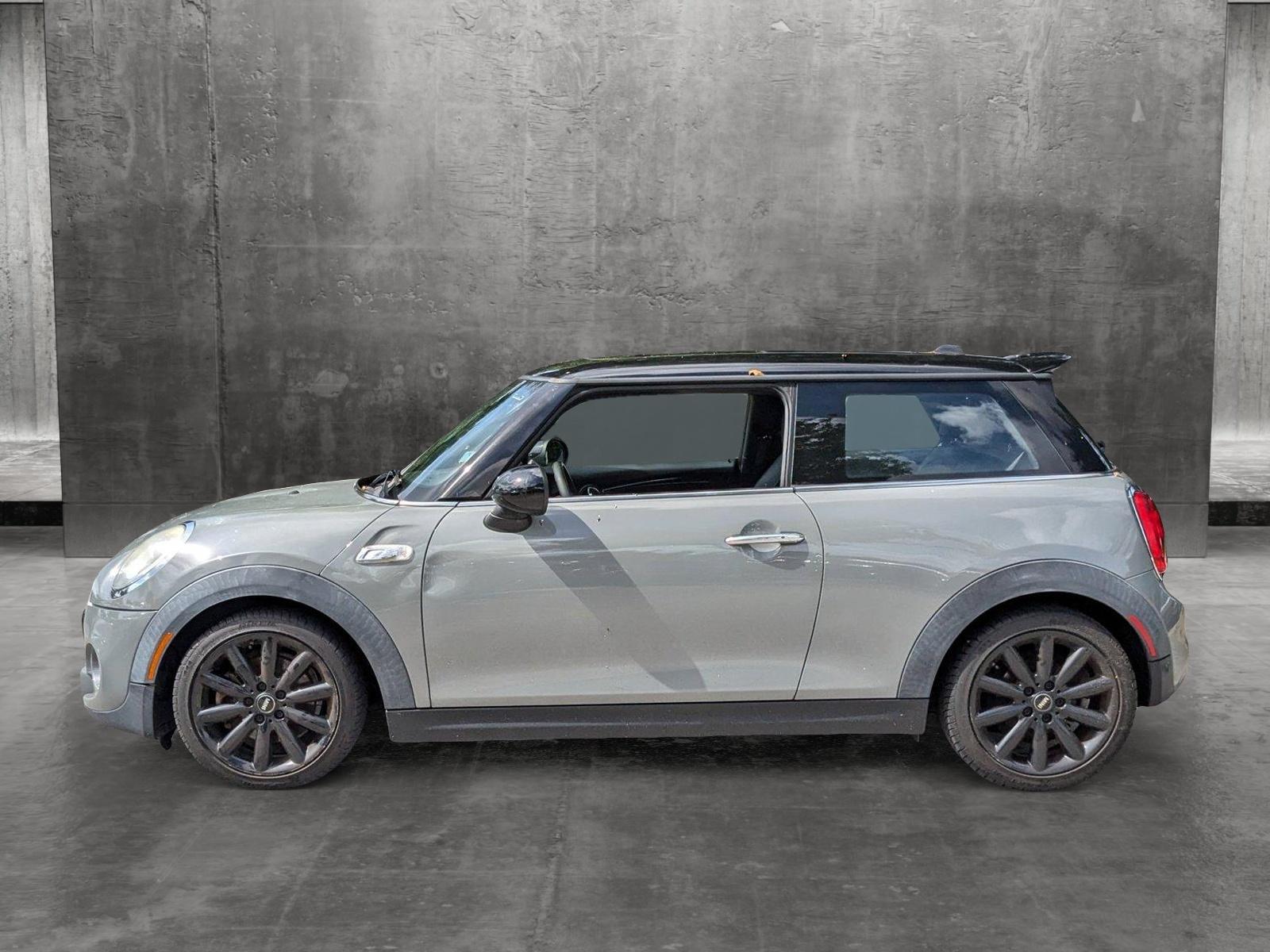 2017 MINI Cooper S Hardtop Vehicle Photo in Pompano Beach, FL 33064