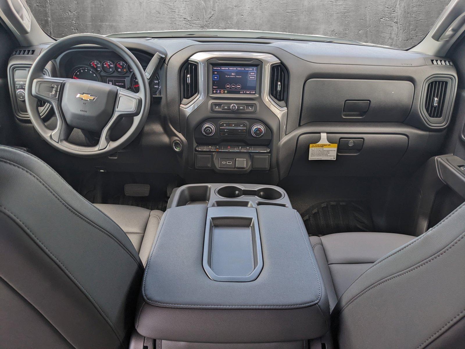 2024 Chevrolet Silverado 1500 Vehicle Photo in MIAMI, FL 33172-3015