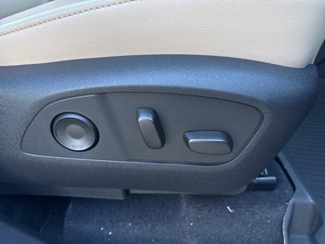 2025 Buick Enclave Vehicle Photo in JACKSON, MI 49202-1834