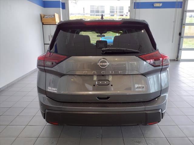 2024 Nissan Rogue Vehicle Photo in INDIANA, PA 15701-1897