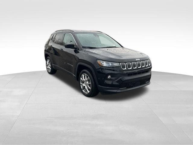 2022 Jeep Compass Vehicle Photo in MEDINA, OH 44256-9631