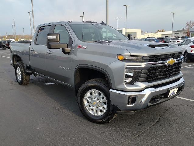 2024 Chevrolet Silverado 2500 HD Vehicle Photo in GREEN BAY, WI 54304-5303