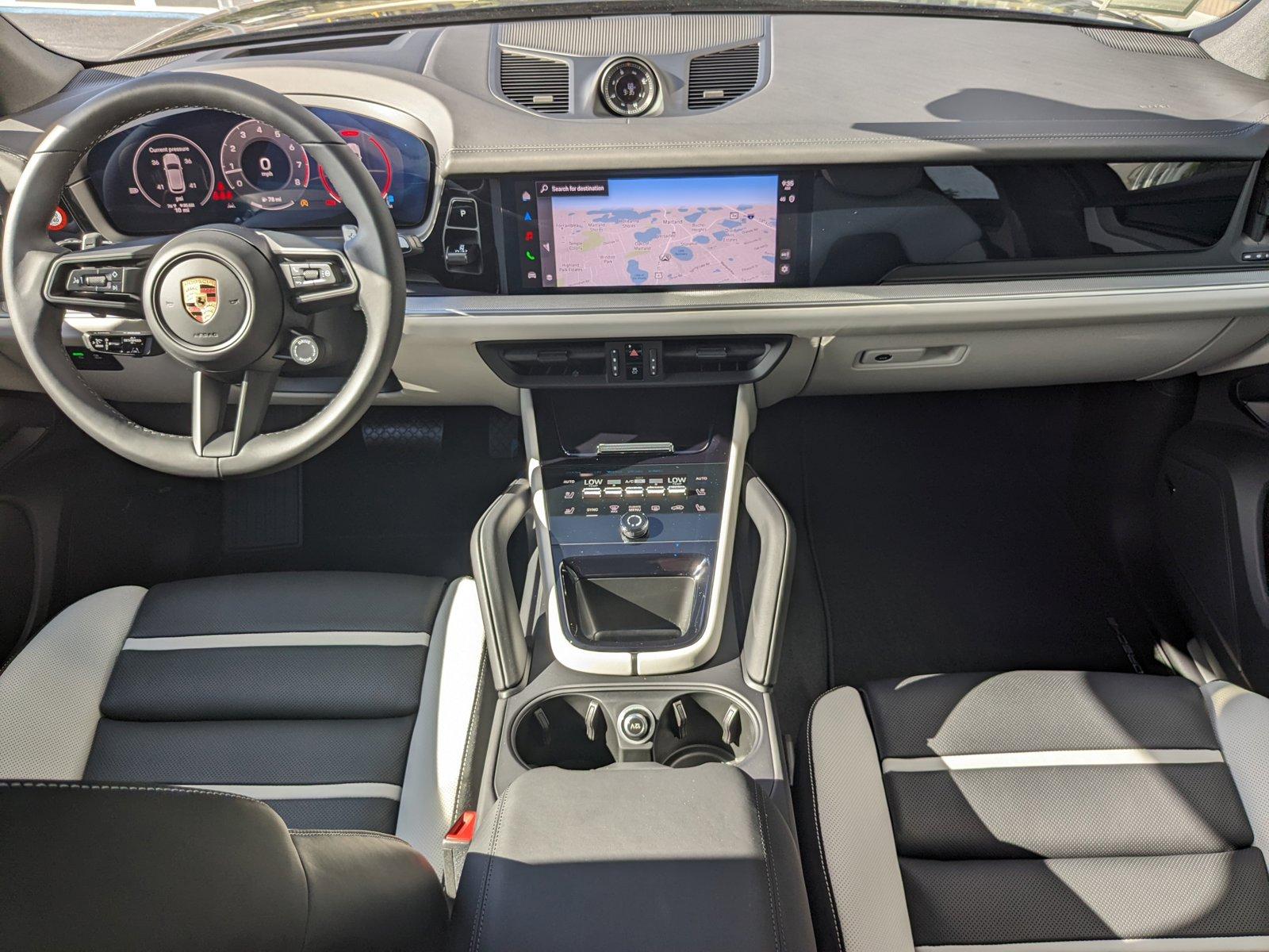 2024 Porsche Cayenne Vehicle Photo in Maitland, FL 32751