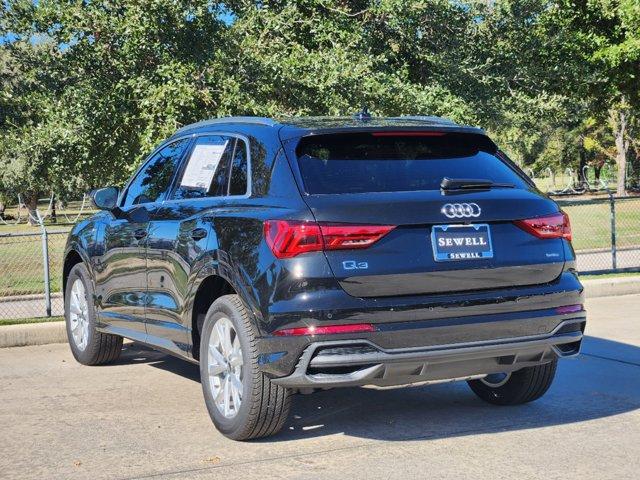 2025 Audi Q3 Vehicle Photo in HOUSTON, TX 77090