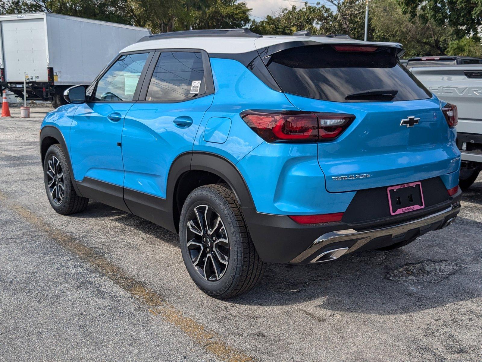 2025 Chevrolet Trailblazer Vehicle Photo in MIAMI, FL 33134-2699