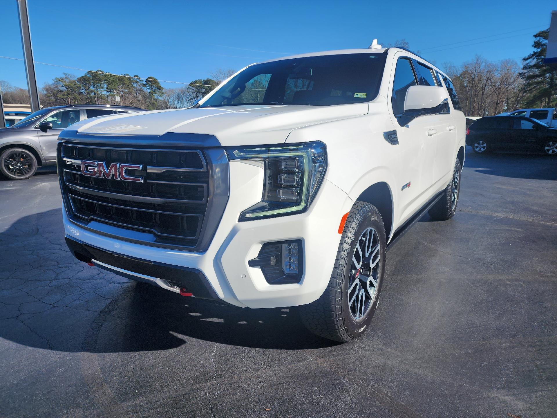 Used 2022 GMC Yukon XL AT4 with VIN 1GKS2HKL2NR245544 for sale in West Point, VA