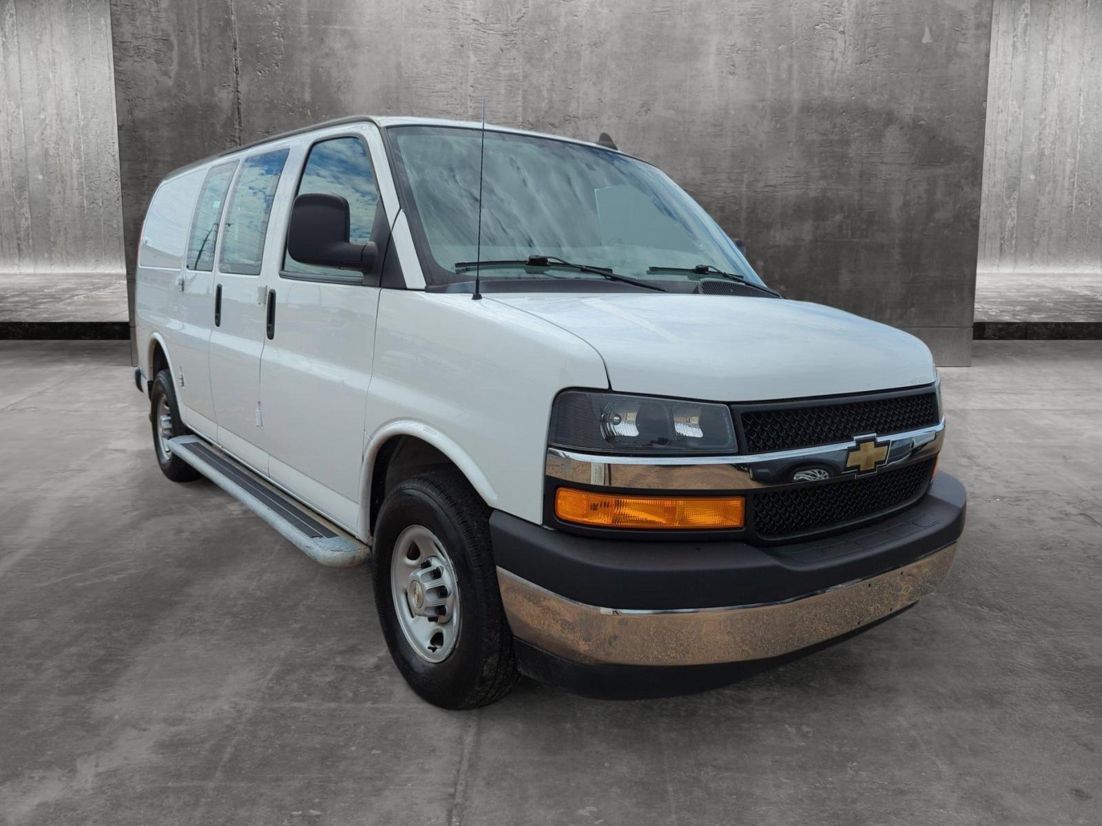 2022 Chevrolet Express Cargo Van Vehicle Photo in Memphis, TN 38115