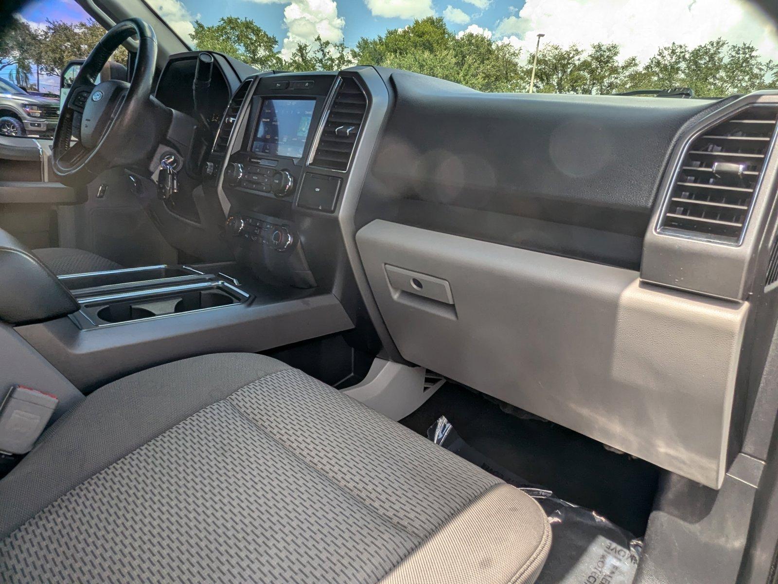 2019 Ford F-150 Vehicle Photo in St. Petersburg, FL 33713