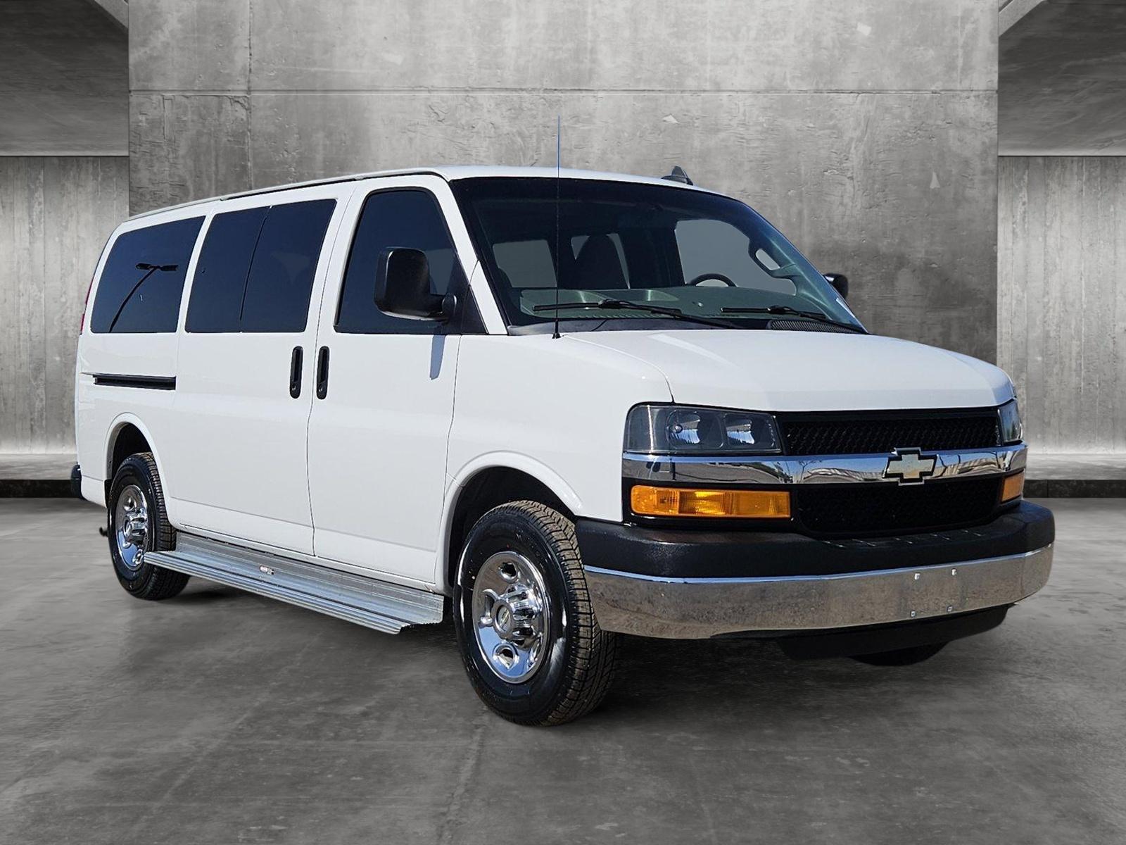 2016 Chevrolet Express Passenger Vehicle Photo in PEORIA, AZ 85382-3715