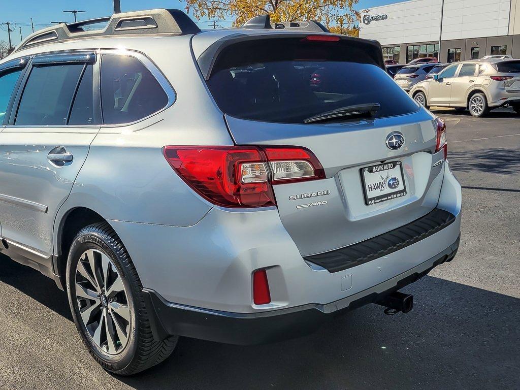 2016 Subaru Outback Vehicle Photo in Saint Charles, IL 60174