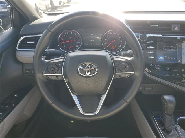 2018 Toyota Camry Vehicle Photo in GRAND BLANC, MI 48439-8139