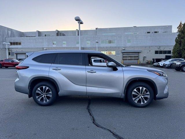 2022 Toyota Highlander Vehicle Photo in Flemington, NJ 08822