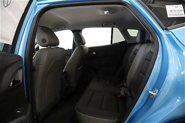 2025 Chevrolet Trax Vehicle Photo in MEDINA, OH 44256-9001