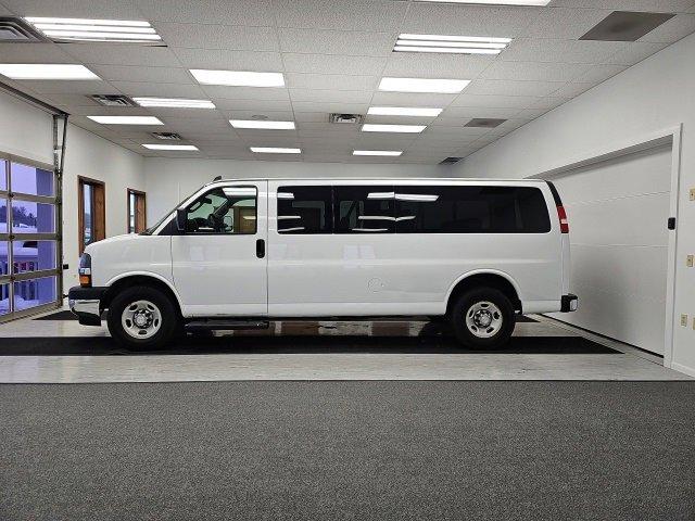 Used 2017 Chevrolet Express Passenger LS with VIN 1GAZGPFG2H1122521 for sale in Gaylord, MI