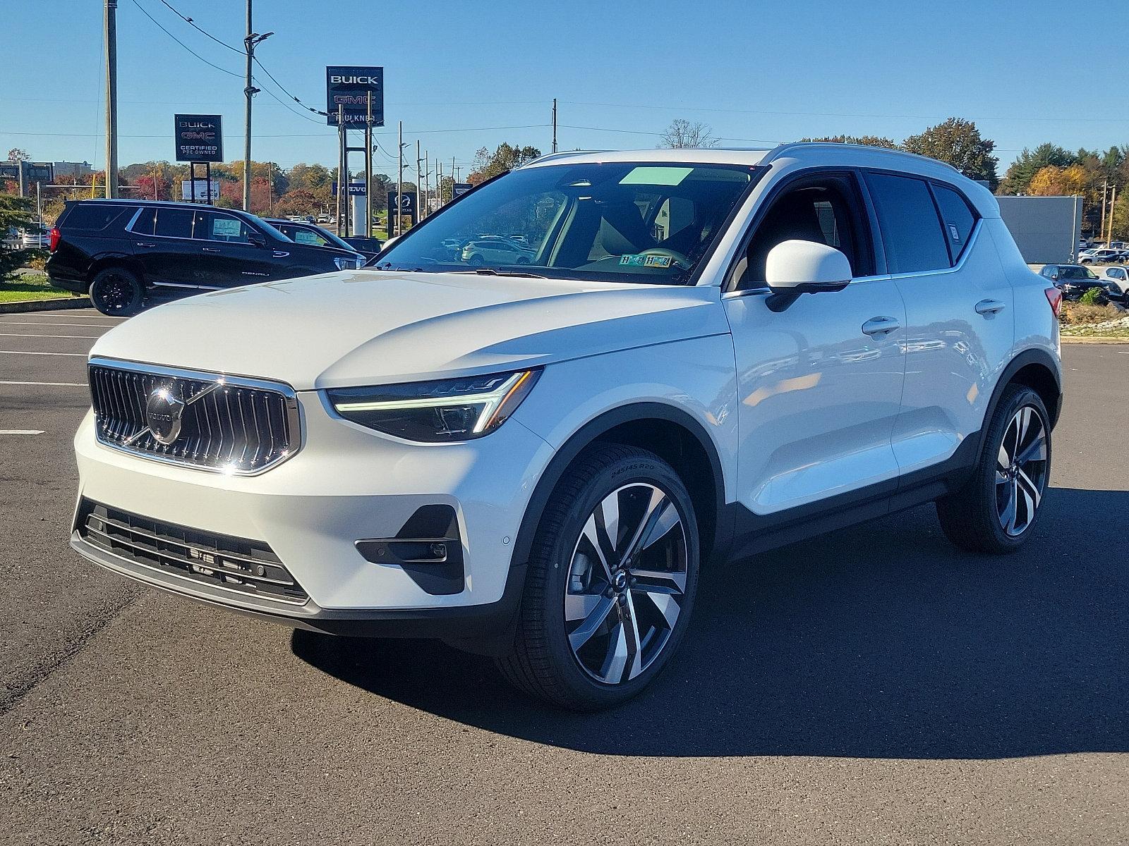 2024 Volvo XC40 Vehicle Photo in Trevose, PA 19053