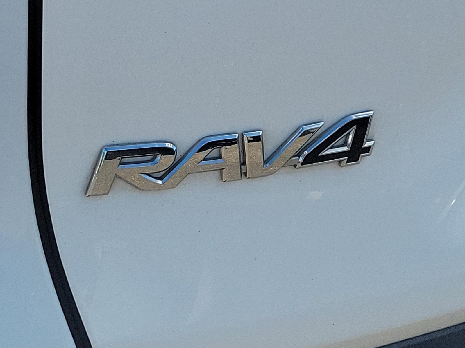 2021 Toyota RAV4 Vehicle Photo in Trevose, PA 19053