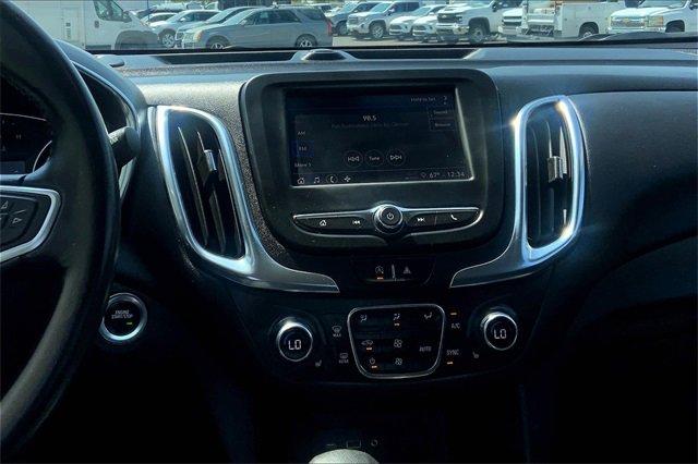 2022 Chevrolet Equinox Vehicle Photo in TOPEKA, KS 66609-0000