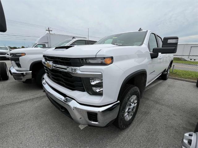 2024 Chevrolet Silverado 2500 HD Vehicle Photo in ALCOA, TN 37701-3235