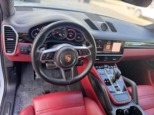 2022 Porsche Cayenne Vehicle Photo in DELRAY BEACH, FL 33483-3294