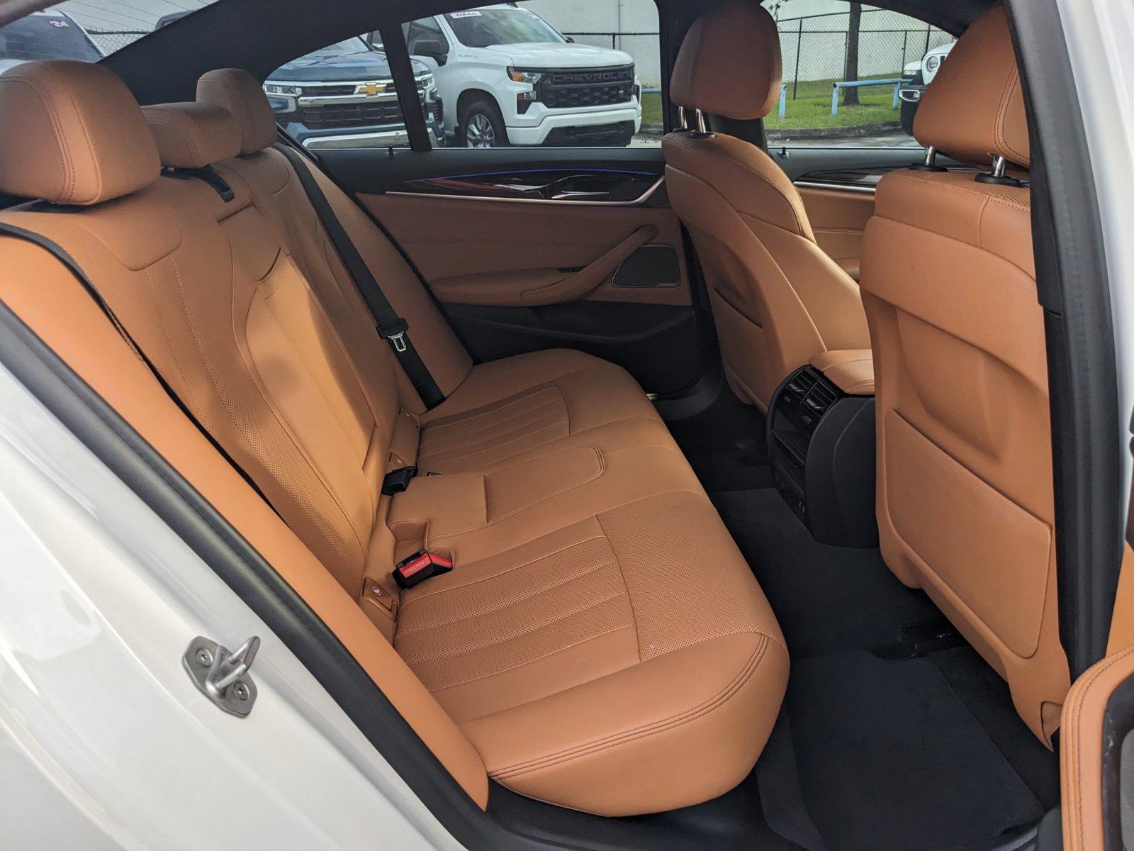 2021 BMW 5 Series Vehicle Photo in MIAMI, FL 33172-3015