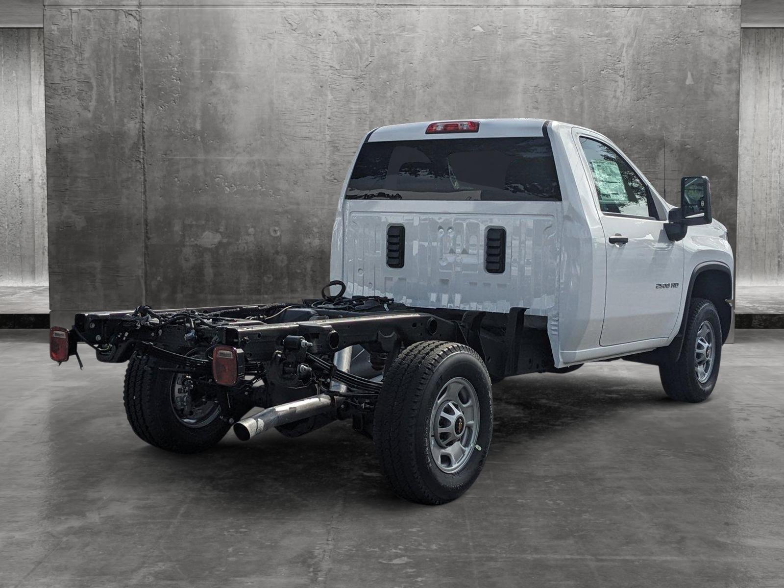 2025 Chevrolet Silverado 2500 HD Vehicle Photo in GREENACRES, FL 33463-3207