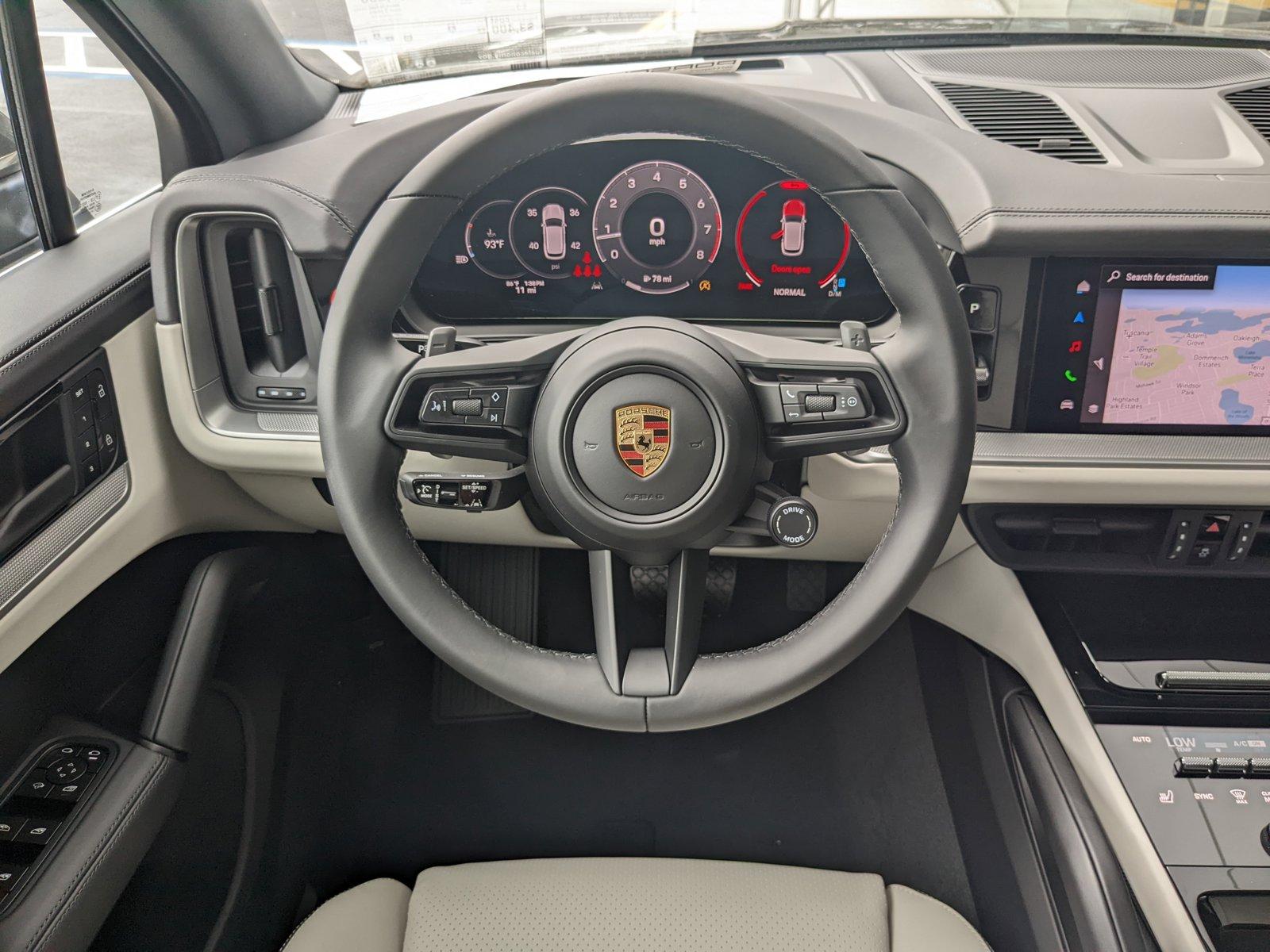 2024 Porsche Cayenne Vehicle Photo in Maitland, FL 32751