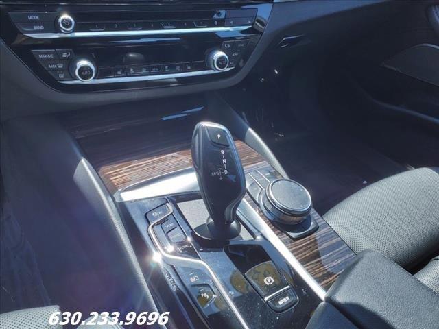 2023 BMW 530e xDrive Vehicle Photo in Saint Charles, IL 60174