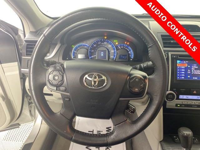 2012 Toyota Camry Hybrid Vehicle Photo in MEDINA, OH 44256-9001