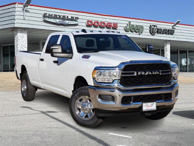 2024 Ram 2500 Vehicle Photo in Ennis, TX 75119-5114