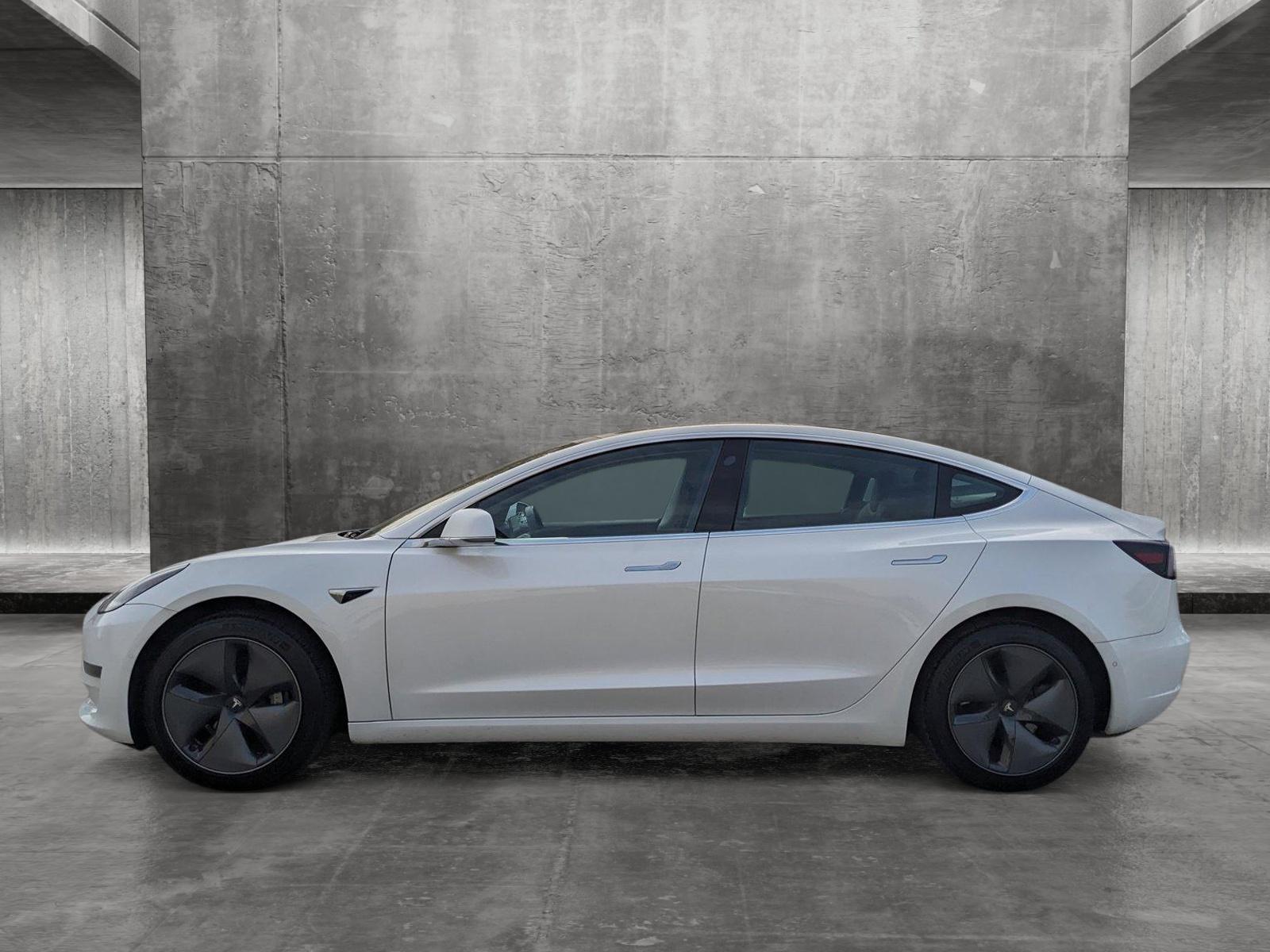 2019 Tesla Model 3 Vehicle Photo in TIMONIUM, MD 21093-2300