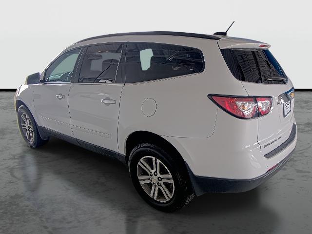 2017 Chevrolet Traverse Vehicle Photo in WENTZVILLE, MO 63385-1017