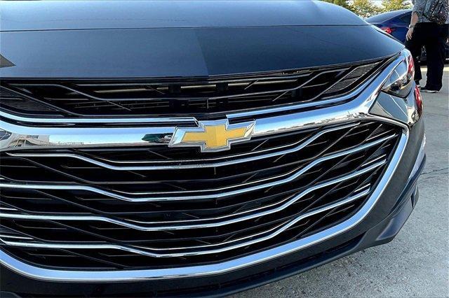 2022 Chevrolet Malibu Vehicle Photo in TOPEKA, KS 66609-0000