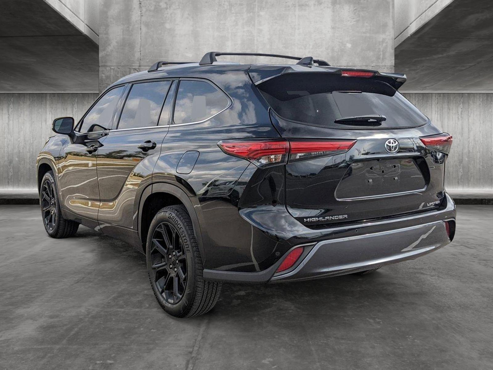 2023 Toyota Highlander Vehicle Photo in Austin, TX 78728