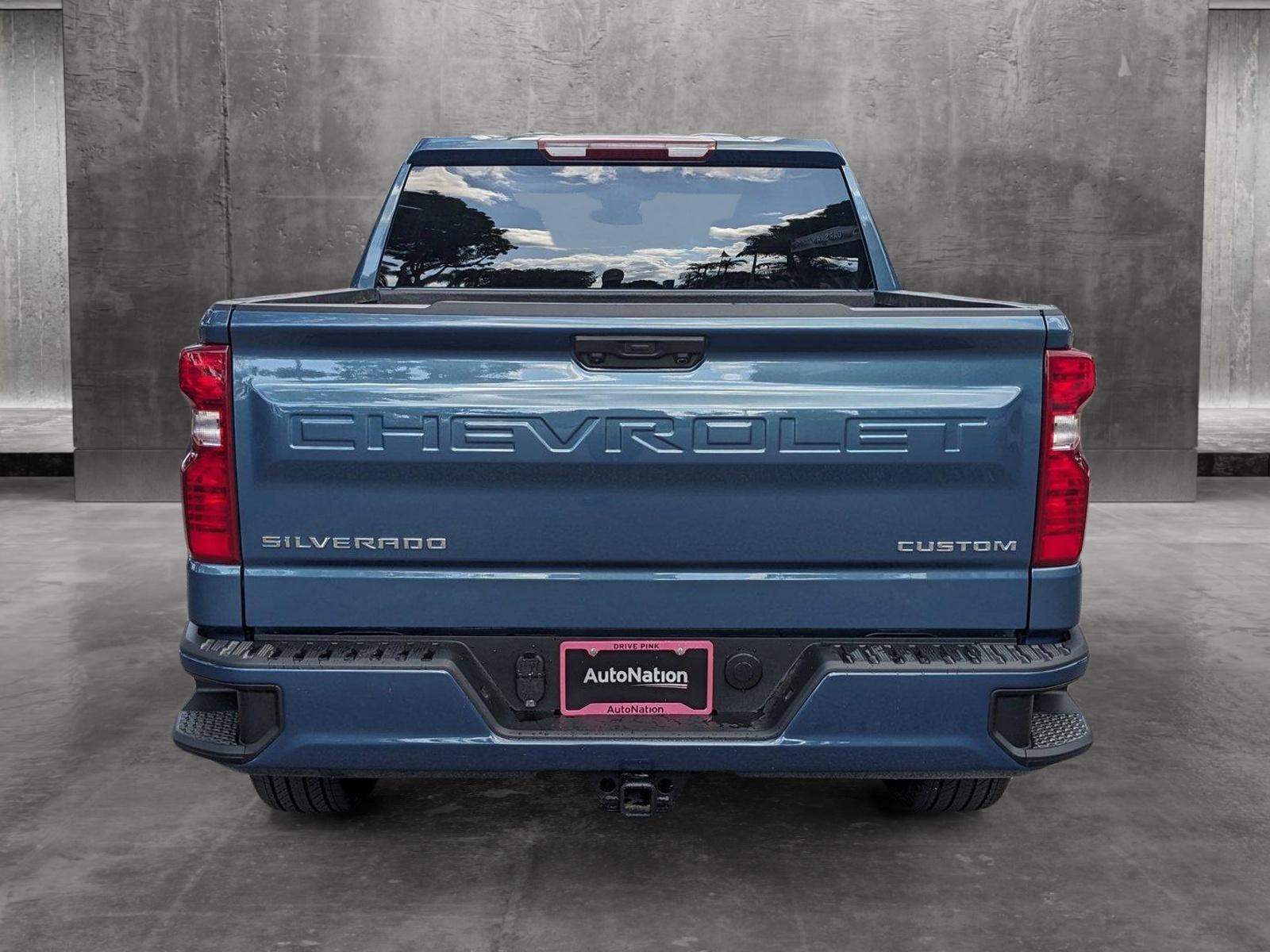 2024 Chevrolet Silverado 1500 Vehicle Photo in GREENACRES, FL 33463-3207