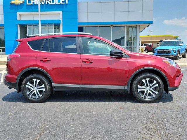 2018 Toyota RAV4 Vehicle Photo in LANCASTER, PA 17601-0000