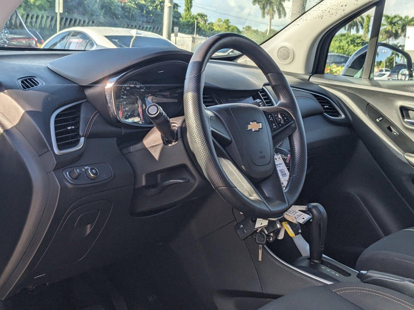 2021 Chevrolet Trax Vehicle Photo in MIAMI, FL 33172-3015