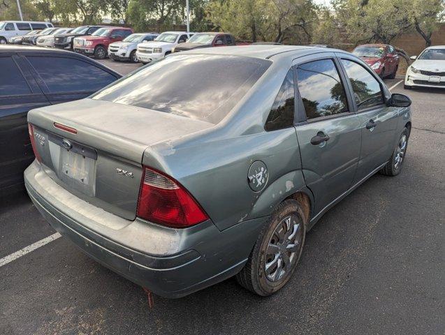 Used 2005 Ford Focus ZX4 S with VIN 1FAFP34N35W176421 for sale in Minneapolis, MN