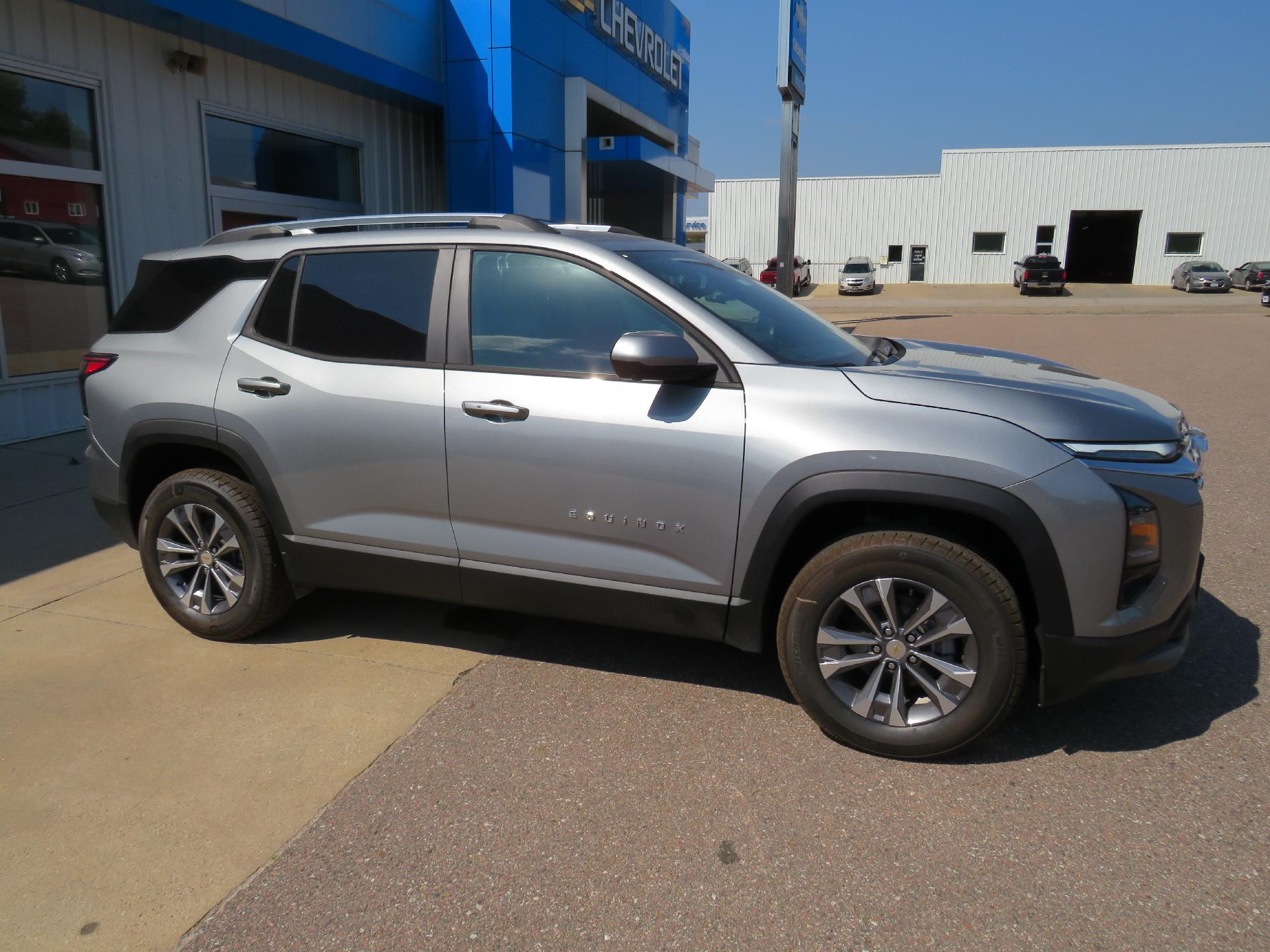 2025 Chevrolet Equinox Vehicle Photo in MAPLETON, IA 51034-1072