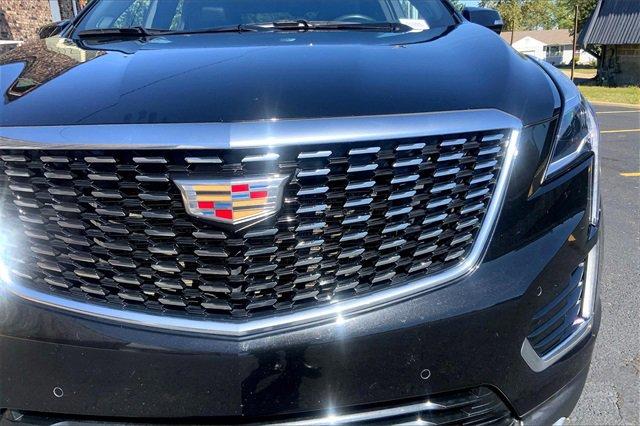 2023 Cadillac XT5 Vehicle Photo in TOPEKA, KS 66609-0000